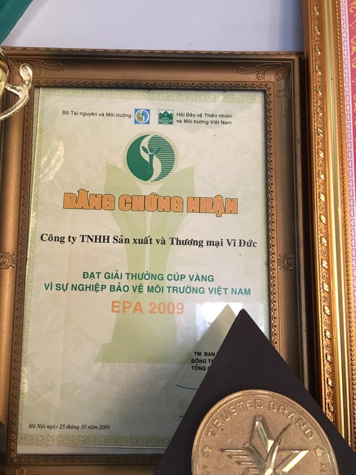 Cúp vàng vì sự nghiệp bảo vệ môi trường Việt Nam